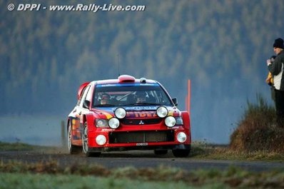 Toni Gardemeister - Jakke Honkanen
75º Rallye Automobile de Monte-Carlo 2007. Mitsubishi Lancer WRC 05 (KN04 WMD). Clasificado 7º.

Del 18 al 21 de Enero, Valence, Monte-Carlo.
Superficie: asfalto - nieve.

El Rally tenia un total de 1185.22 km de los que 328.54 km divididos en 15 tramos eran especiales.

Tomaron la salida 47 equipos, finalizaron 39.@
Palabras clave: Toni_Gardemeister;Jakke_Honkanen;Mitsubishi;Lancer;WRC;Montecarlo;2007