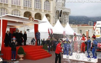 76º Rallye Automòbile Monte-Carlo 2008
Podium
1º Sébastien Loeb - Daniel Elena, Citröen C4 WRC 3:39.17,0

2º Mikko Hirvonen - Jarmo Lehtinen, Ford Focus WRC 3:41.51,4

3º Chris Atkinson - Stéphane Prévot, Subaru Impreza WRC 3:42.15,6

Del 24 al 27 de Enero, Valence - Monaco.
Superficie: asfalto - nieve.

El Rally tenia un total de 1481.25 km de los que 365.09 km divididos en 19 tramos, eran especiales.

Se inscribieron 50, tomaron la salida 47, finalizaron 34.
@
Palabras clave: Sebastien_Loeb;Daniel_Elena;Citroen;WRC;Montecarlo;2008;personajes