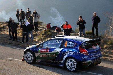 Petter Solberg - Chris Patterson
80º Rallye Automobile de Monte-Carlo 2012. Ford Fiesta RS WRC (PX61 AWU). Clasificado 3º.

Del 17 al 22 de Enero, Valence - Monaco.
Superficie: asfalto - nieve.

El Rally teni­a un total de 1772.52 km de los que 433.36 Km divididos en 18 tramos eran especiales.

Se inscribieron 82 equipos, tomaron la salida 73, finalizaron 45.@
Palabras clave: Petter_Solberg;Chris_Patterson;Ford;Fiesta;RS;WRC;Montecarlo;2012