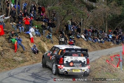 Armindo Araujo - Miguel Ramalho
80º Rallye Automobile de Monte-Carlo 2012. Mini John Cooper Works WRC (OU6 DLJ). Clasificado 10º.

Del 17 al 22 de Enero, Valence - Monaco.
Superficie: asfalto - nieve.

El Rally teni­a un total de 1772.52 km de los que 433.36 Km divididos en 18 tramos eran especiales.

Se inscribieron 82 equipos, tomaron la salida 73, finalizaron 45.@
Palabras clave: Mini;Cooper;Montecarlo;2012