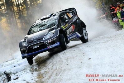 Ott Tänak - Kuldar Sikk
60º Rally Sweden 2012. Ford Fiesta RS WRC (PX11 AMV). Abandonó por motor en la última especial, SS22 Lesjöfors 2 de 15.00 km.

De 9 al 12 de Febrero, Karlstad.
Superficie: nieve.

El Rally tenia un total de 1842.60 km de los que 349.16 Km divididos en 22 tramos eran especiales.

Se inscribieron 47 equipos, tomaron la salida 43, finalizaron 34.@
Palabras clave: ;Ford;Fiesta;RS;WRC;Suecia;2012;nieve