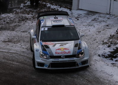 Sebastien Ogier - Julien Ingrassia
81º Rallye Automobile de Monte-Carlo 2013. Volkswagen Polo R WRC. Clasificado 2º.

Del 15 al 20 de Enero, Valence.
Superficie: asfalto - nieve.

El Rallye tenia un total de 1778.81 Km de los que 468.42 Km divididos en 18 tramos eran especiales (2 de ellos fueron cancelados por exceso de nieve, SS17 Moulinet - La Bollene Vesubie 3 de 23.54 Km y SS18 Lantosque - Luceram 2 de 18.95 Km).

Tomaron la salida 73 equipos, finalizaron 45.@
Palabras clave: Sebastien_Ogier;Volkswagen;Polo;WRC;2013;nieve;Montecarlo