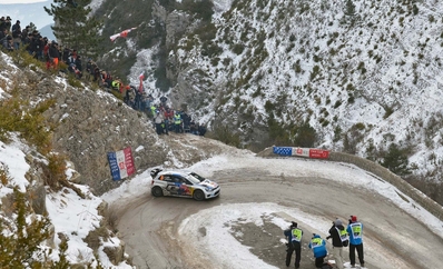Sebastien Ogier - Julien Ingrassia
81º Rallye Automobile de Monte-Carlo 2013. Volkswagen Polo R WRC. Clasificado 2º.

Del 15 al 20 de Enero, Valence.
Superficie: asfalto - nieve.

El Rallye tenia un total de 1778.81 Km de los que 468.42 Km divididos en 18 tramos eran especiales (2 de ellos fueron cancelados por exceso de nieve, SS17 Moulinet - La Bollene Vesubie 3 de 23.54 Km y SS18 Lantosque - Luceram 2 de 18.95 Km).

Tomaron la salida 73 equipos, finalizaron 45.@
Palabras clave: Sebastien_Ogier;Volkswagen;Polo;WRC;2013;nieve