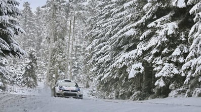 Sebastien Ogier - Julien Ingrassia
81º Rallye Automobile de Monte-Carlo 2013. Volkswagen Polo R WRC. Clasificado 2º.

Del 15 al 20 de Enero, Valence.
Superficie: asfalto - nieve.

El Rallye tenia un total de 1778.81 Km de los que 468.42 Km divididos en 18 tramos eran especiales (2 de ellos fueron cancelados por exceso de nieve, SS17 Moulinet - La Bollene Vesubie 3 de 23.54 Km y SS18 Lantosque - Luceram 2 de 18.95 Km).

Tomaron la salida 73 equipos, finalizaron 45.@
Palabras clave: Sebastien_Ogier;Volkswagen;Polo;WRC;2013;nieve