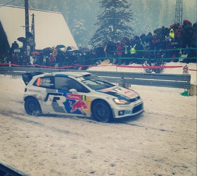 Sebastien Ogier - Julien Ingrassia
81º Rallye Automobile de Monte-Carlo 2013. Volkswagen Polo R WRC. Clasificado 2º.

Del 15 al 20 de Enero, Valence.
Superficie: asfalto - nieve.

El Rallye tenia un total de 1778.81 Km de los que 468.42 Km divididos en 18 tramos eran especiales (2 de ellos fueron cancelados por exceso de nieve, SS17 Moulinet - La Bollene Vesubie 3 de 23.54 Km y SS18 Lantosque - Luceram 2 de 18.95 Km).

Tomaron la salida 73 equipos, finalizaron 45.

Col de Turini
@
Palabras clave: Sebastien_Ogier;Volkswagen;Polo;WRC;2013;nieve