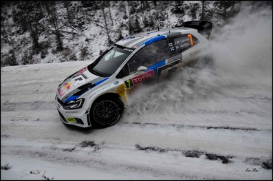 Jari-Matti Latvala - Miikka Anttila
81º Rallye Automobile de Monte-Carlo 2013. Volkswagen Polo R WRC (WOB VW 360). Abandonó por accidente en SS14 Moulinet - La Bollène Vésubie 1 de 23.54 km.
Volkswagen Motorsport

Del 15 al 20 de Enero, Valence.
Superficie: asfalto - nieve.

El Rallye tenia un total de 1778.81 Km de los que 468.42 Km divididos en 18 tramos eran especiales (2 de ellos fueron cancelados por exceso de nieve, SS17 Moulinet - La Bollene Vesubie 3 de 23.54 Km y SS18 Lantosque - Luceram 2 de 18.95 Km).

Tomaron la salida 73 equipos, finalizaron 45.@
Palabras clave: ;Volkswagen;Polo;WRC;Montecarlo;2013;nieve