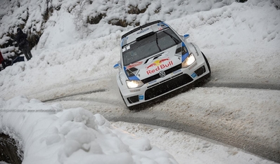 Sébastien Ogier - Julien Ingrassia
82º Rallye Automobile de Monte-Carlo 2014. Volkswagen Polo R WRC (WOB VW 369). Clasificado 1º.
Volkswagen Motorsport

Del 15 al 19 de Enero, Gap - Monaco.
Superficie: asfalto - nieve.

El Rallye tenia un total de 1373.36 Km de los que 360.48 divididos en 15 tramos eran especiales, (una de ellas fue cancelada por exceso de nieve SS14 La Bollene Vesubie - Mouline 2 de 23.40 Km, mas conocido como Col de Turini, por exceso de nieve).

Se inscribieron 72 equipos, tomaron la salida 68, finalizaron 40.@
Palabras clave: Volkswagen;Polo;WRC;Montecarlo;2014;nieve