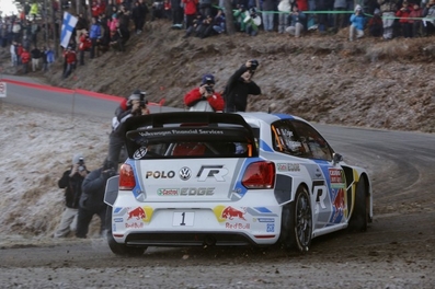 Sébastien Ogier - Julien Ingrassia
82º Rallye Automobile de Monte-Carlo 2014. Volkswagen Polo R WRC (WOB VW 369). Clasificado 1º.
Volkswagen Motorsport

Del 15 al 19 de Enero, Gap - Monaco.
Superficie: asfalto - nieve.

El Rallye tenia un total de 1373.36 Km de los que 360.48 divididos en 15 tramos eran especiales, (una de ellas fue cancelada por exceso de nieve SS14 La Bollene Vesubie - Mouline 2 de 23.40 Km, mas conocido como Col de Turini, por exceso de nieve).

Se inscribieron 72 equipos, tomaron la salida 68, finalizaron 40.@
Palabras clave: Volkswagen;Polo;WRC;Montecarlo;2014