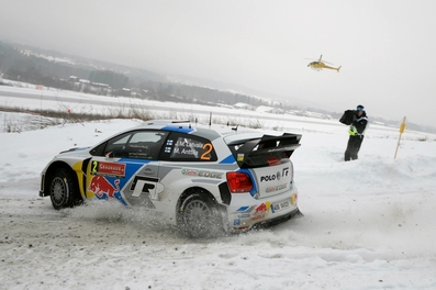 Jari-Matti Latvala - Miikka Anttila
62º Rally Suecia 2014. Volkswagen Polo R WRC. Clasificado 1º.
El Rally tenia un total de 1,572.01 Km de los que 323.54 Km divididos en 24 tramos eran especiales, (uno de ellos fue cancelado SS21 Hara 2 de 11.32 Km).
Se inscribieron 44 equipos, tomaron la salida 39, finalizaron 30.@
Palabras clave: ;Volkswagen;Polo;WRC;Suecia;2014;nieve