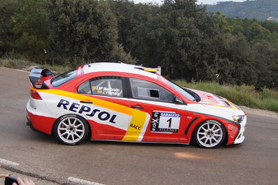 Josep Mª Membrado - Jordi Vilamala
54º Rallye 2000 Viratges 2014. Mitsubishi Lancer Evo X. Clasificado 1º.

El Rally tenia 88.26 Km cronometrados divididos en 10 tramos.
Tomaron la salida 99 equipos, 60 de ellos para el Campeonato de Catalunya Velocidad, 27 Regularidad y 12 de ECOseries.

Foto en A1 Taurons.
Palabras clave: 2000_Viratges;Manresa;Biela_Club_Manresa;2014