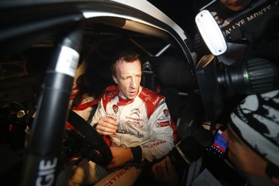 Kris Meeke - Paul Nagle
82º Rallye Automobile de Monte-Carlo 2014. Citröen DS3 WRC. Clasificado 3º.
Copiloto Paul Nagle
El Rallye tenia un total de 1,373.36 Km de los que 360.48 divididos en 15 tramos, eran especiales, (una de ellas fue cancelada por exceso de nieve SS14 La Bollene Vesubie - Mouline 2 de 23.40 Km, mas conocido como Col de Turini, por exceso de nieve).
Se inscribieron 72 participantes, tomaron la salida 68, finalizaron 40.
Palabras clave: Kris_Meeke;Citroen;DS3;WRC;Montecarlo;2014;Personajes