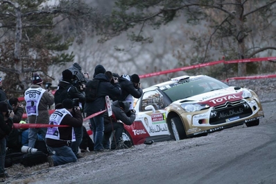Mads Ostberg - Jonas Andersson
82º Rallye Automobile de Monte-Carlo 2014. Citröen DS3 WRC. Clasificado 4º.
El Rallye tenia un total de 1,373.36 Km de los que 360.48 divididos en 15 tramos, eran especiales, (una de ellas fue cancelada por exceso de nieve SS14 La Bollene Vesubie - Mouline 2 de 23.40 Km, mas conocido como Col de Turini, por exceso de nieve).
Se inscribieron 72 participantes, tomaron la salida 68, finalizaron 40.
Palabras clave: ;Citroen;DS3;WRC;Montecarlo;2014