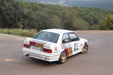Josep Mª Martinez - Luka Larrossa
54º Rallye 2000 Viratges 2014. BMW M3 E30. Clasificado 4º.

El Rally tenia 88.26 Km cronometrados divididos en 10 tramos.
Tomaron la salida 99 equipos, 60 de ellos para el Campeonato de Catalunya Velocidad, 27 Regularidad y 12 de ECOseries.

Foto en A1 Taurons.
Palabras clave: 2000_Viratges;Manresa;Biela_Club_Manresa;2014