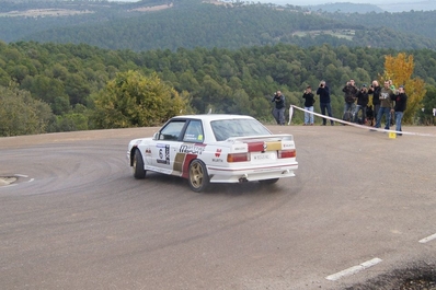 Josep Mª Martinez - Luka Larrossa
54º Rallye 2000 Viratges 2014. BMW M3 E30. Clasificado 4º.

El Rally tenia 88.26 Km cronometrados divididos en 10 tramos.
Tomaron la salida 99 equipos, 60 de ellos para el Campeonato de Catalunya Velocidad, 27 Regularidad y 12 de ECOseries.

Foto en A1 Taurons.
Palabras clave: 2000_Viratges;Manresa;Biela_Club_Manresa;2014