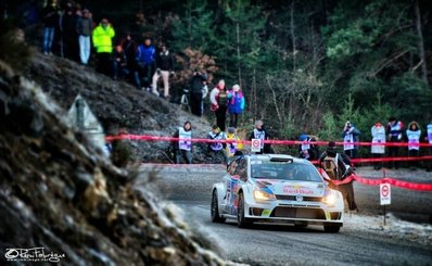 Jari-Matti Latvala - Miikka Anttila
82º Rallye Automobile de Monte-Carlo 2014. Volkswagen Polo R WRC. Clasificado 5º.
El Rallye tenia un total de 1,373.36 Km de los que 360.48 divididos en 15 tramos, eran especiales, (una de ellas fue cancelada por exceso de nieve SS14 La Bollene Vesubie - Mouline 2 de 23.40 Km, mas conocido como Col de Turini, por exceso de nieve).
Se inscribieron 72 participantes, tomaron la salida 68, finalizaron 40.@
Palabras clave: Jari-Matti_Latvala;Miikka_Anttila;Volkswagen;Polo;WRC;Montecarlo;2014