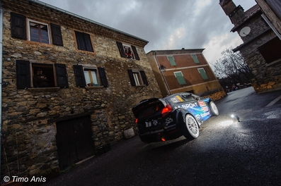 Elfyn Evans - Dan Barritt
82º Rallye Automobile de Monte-Carlo 2014. Ford Fiesta RS WRC. Clasificado 6º.
El Rallye tenia un total de 1,373.36 Km de los que 360.48 divididos en 15 tramos, eran especiales, (una de ellas fue cancelada por exceso de nieve SS14 La Bollene Vesubie - Mouline 2 de 23.40 Km, mas conocido como Col de Turini).
Se inscribieron 72 participantes, tomaron la salida 68, finalizaron 40.
Palabras clave: ;Ford;Fiesta;WRC;Montecarlo;2014