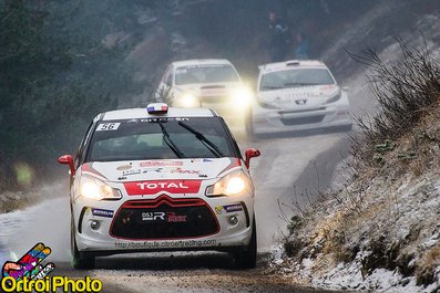 Sebastien Chardonnet - Thibault de la Haye
82º Rallye Automobile de Monte-Carlo 2014. Citröen DS3. Clasificado 11º.
El Rallye tenia un total de 1,373.36 Km de los que 360.48 divididos en 15 tramos, eran especiales, (una de ellas fue cancelada por exceso de nieve SS14 La Bollene Vesubie - Mouline 2 de 23.40 Km, mas conocido como Col de Turini, por exceso de nieve).
Se inscribieron 72 participantes, tomaron la salida 68, finalizaron 40.
Palabras clave: Citroen;DS3;Montecarlo;2014