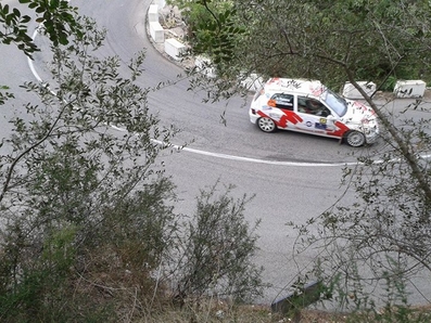 David Carrasco - Antonio Romero
9º Rallye Ciutat de Gandà­a 2014. Renault Clio 16v Clasificado 12º
El Rally tenia un total de 347,71 Km  de los que 246,35 Km eran 7 especiales
Tomaron la salida 28 participantes y finalizaron 19
Palabras clave: Renault;Clio;Gandia