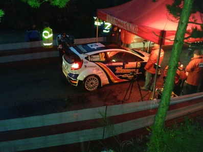 François Delecour - Domonique Savignoni
82º Rallye Automobile de Monte-Carlo 2014. Ford Fiesta RS WRC (PX60 AVO). Abandonó por problemas con el acelerador en SS1 Orpierre - St Andre de Rosans 1 de 25.49 Km.

Del 15 al 19 de Enero, Gap - Monaco.
Superficie: asfalto - nieve.

El Rallye tenia un total de 1373.36 Km de los que 360.48 divididos en 15 tramos eran especiales (una de ellas fue cancelada por exceso de nieve SS14 La Bollene Vesubie - Mouline 2 de 23.40 Km, mas conocido como Col de Turini).

Se inscribieron 72 equipos, tomaron la salida 68, finalizaron 40.

PHOTO Ramon Canals en SS1 Orpierre - St Andre de Rosans 1 de 25.49 Km.
@
Palabras clave: Ford;Fiesta;WRC;Montecarlo;2014