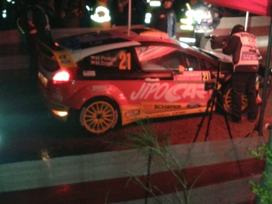 Martin Prokop - Michal Ernst
82º Rallye Automobile de Monte-Carlo 2014. Ford Fiesta RS WRC. Abandonò por mecà¡nica en TC2.
El Rallye tenia un total de 1,373.36 Km de los que 360.48 divididos en 15 tramos, eran especiales, (una de ellas fue cancelada por exceso de nieve SS14 La Bollene Vesubie - Mouline 2 de 23.40 Km, mas conocido como Col de Turini).
Se inscribieron 72 participantes, tomaron la salida 68, finalizaron 40.
Foto de Ramon Canals en SS1 Orpierre - St Andre de Rosans 1, de 25.49 Km.
Palabras clave: ;Ford;Fiesta;WRC;Montecarlo;2014