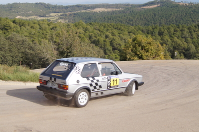Jordi Casademunt - Marc Casademunt
54º Rallye 2000 Viratges 2014. Volkswagen Golf GTI 1.8.

El Rally tenia 88.26 Km cronometrados divididos en 10 tramos.
Tomaron la salida 99 equipos, 60 de ellos para el Campeonato de Catalunya Velocidad, 27 Regularidad y 12 de ECOseries.

Foto en A1 Taurons
Campeonato de Regularidad.
Palabras clave: 2000_Viratges;Manresa;Biela_Club_Manresa;2014