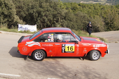 Juan Donatiu - Joaquim Vilatarsana
54º Rallye 2000 Viratges 2014. Ford Escort MKII.

El Rally tenia 88.26 Km cronometrados divididos en 10 tramos.
Tomaron la salida 99 equipos, 60 de ellos para el Campeonato de Catalunya Velocidad, 27 Regularidad y 12 de ECOseries.

Foto en A1 Taurons
Campeonato de Regularidad.
Palabras clave: 2000_Viratges;Manresa;Biela_Club_Manresa;2014