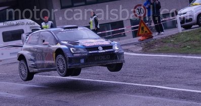 Rally Legend 2015 (San Marino)
Volkswagen Polo R WRC 
Jari-Matti Latvala
Palabras clave: Jari-Matti_Latvala;Rally_Legend;Volkswagen;Polo;WRC;2015;Saltos