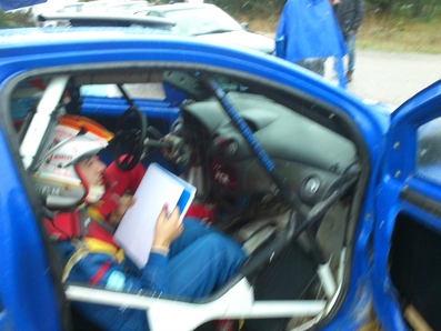 Xavier Domenech Cases - Xevi Moreno Blazquez
4º Ral.li Vidreres de Terra 2012. Citröen C2 Proto
Palabras clave: Citroen;2012