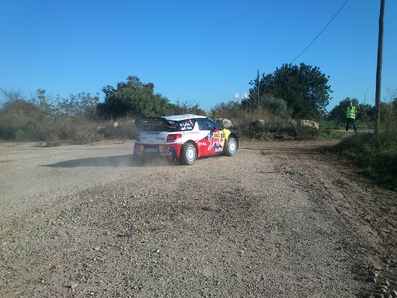 Sébastien Loeb - Daniel Elena
48º RallyRACC Catalunya-Costa Daurada 2012. Citröen DS3 WRC. Clasificado 1º.
Antes de entrar en el QS Qualifying Stage.
Palabras clave: Citroen;DS3;WRC;2012