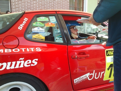 Ramon Espuñes - Jordi Pujol
60º Rally Costa Brava 2012. Porsche 944 Turbo
Control horario Stop llegadas en el tramo de Les Serres de 12,67Km.
Campeonato España de Rallys de Regularidad para Vehà­culos Històricos /Copa de Catalunya de Regularidad Sport
Palabras clave: Porsche;Costa_Brava;2012