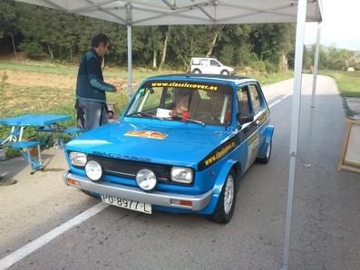 Joaquim Colomer - Jordi Peradalta
60º Rally Costa Brava 2012. Seat 127 Abarth.
Control horario Stop llegadas en el tramo de Les Serres de 12,67Km
FIA Trophy For Regularity Rallyes
Palabras clave: Seat;Costa_Brava;2012
