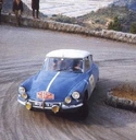 Nombre del archivo=1967_033_Mle_Lucette_Pointet_-_Mme_Jacqueline_Fougeray_sur_Citroen_DS_212C_33_eme.jpg
Tamaño del archivo=136KiB
Dimensiones=500x511
Fecha añadida=23 Febrero 2013 1967_033_Mle_Lucette_Pointet_-_Mme_Jacqueline_Fougeray_sur_Citroen_DS_212C_33_eme.jpg