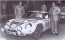 Nombre del archivo=1972_010_10Mme_Pat_Moss-Carlsson_-_Mme_Liz_Crelin_s_Alpine_Renault_A110_1600_s2C_10eme.jpg
Tamaño del archivo=168KiB
Dimensiones=800x501
Fecha añadida=06 Diciembre 2011 1972_010_10Mme_Pat_Moss-Carlsson_-_Mme_Liz_Crelin_s_Alpine_Renault_A110_1600_s2C_10eme.jpg