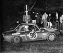 Nombre del archivo=1975_030_096_Maurizio_Ambrogetti_1975_30Maurizio_Ambrogetti_-_Angelo_Torriani_sur_Lancia_Fulvia_HF2C.jpg
Tamaño del archivo=240KiB
Dimensiones=700x587
Fecha añadida=08 Diciembre 2011 1975_030_096_Maurizio_Ambrogetti_1975_30Maurizio_Ambrogetti_-_Angelo_Torriani_sur_Lancia_Fulvia_HF2C.jpg