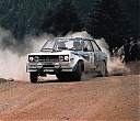 Nombre del archivo=1981_002_004_Markku_Alen_-_Ilkka_Kivimaki2C_Fiat_131_Abarth2C_2nd_28129.jpg
Tamaño del archivo=1284KiB
Dimensiones=1200x1033
Fecha añadida=21 Noviembre 2016 1981_002_004_Markku_Alen_-_Ilkka_Kivimaki2C_Fiat_131_Abarth2C_2nd_28129.jpg