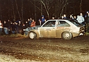 1982_999_009_Tony_Pond_1982_999_Tony_Pond_-_Rob_Arthur2C_Vauxhall_Chevette_2300_HSR2C_accident_28329.jpg