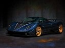 2010-04-2010-Pagani-Zonda-Tricolore-Front-Side-View-588x441.jpg